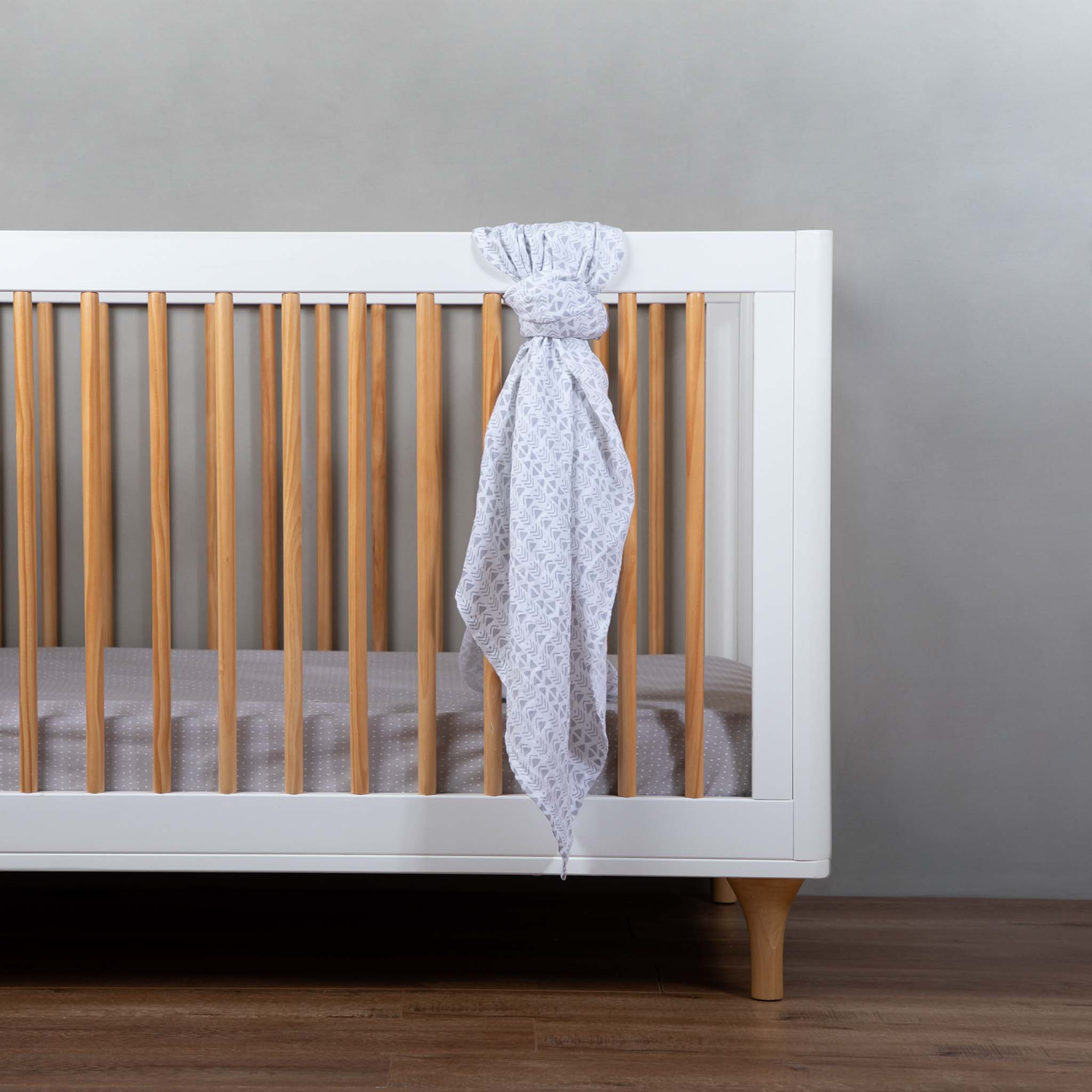 Muselina Grecas Gris - Image 2