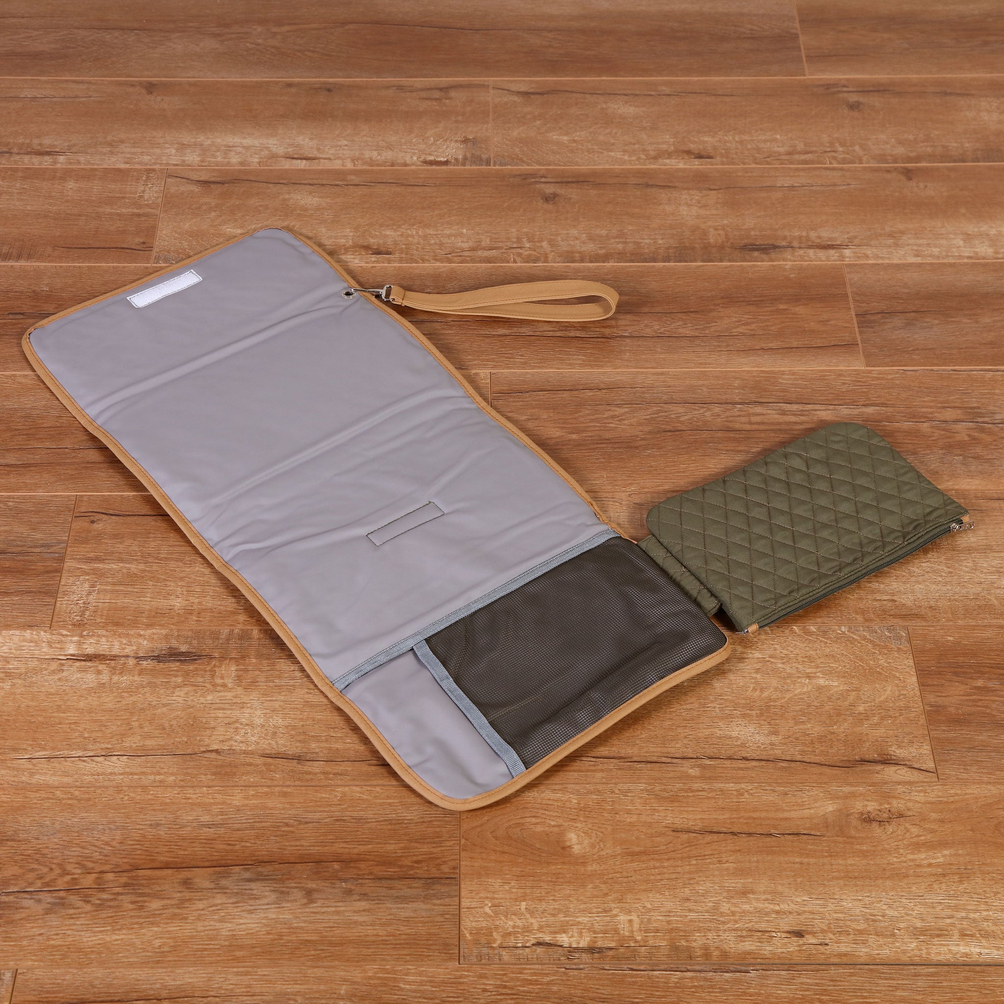 Cambiador Verde Militar - Image 2