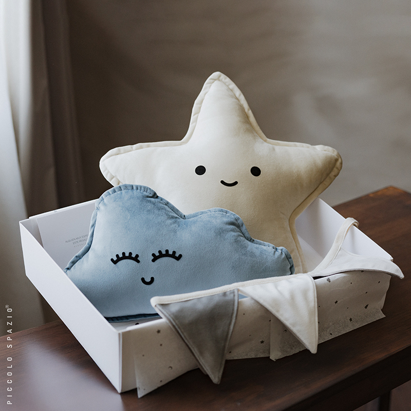 Gift Box - Estrella Beige, Nube Azul y Guirnalda
