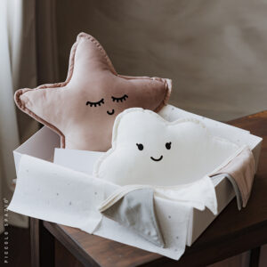 Gift Box - Estrella Rosa, Nube Blanca y Guirnalda
