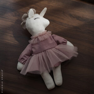 Lola - Unicornio de tela