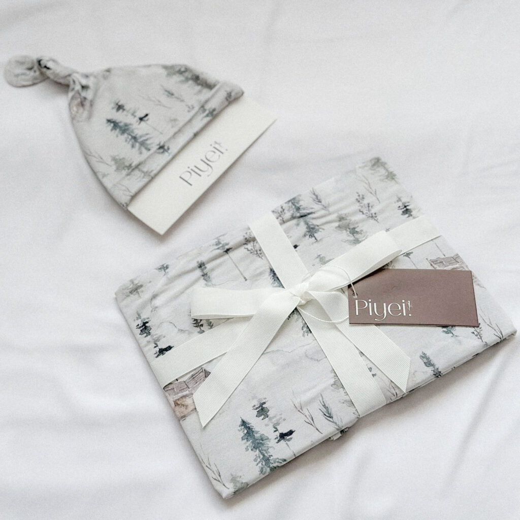 Swaddle diseño Bosque con Gorro